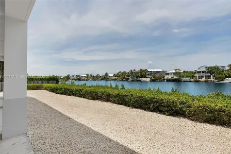 38 N Bounty Lane Key Largo FL 33037