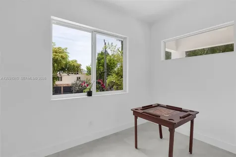 38 N Bounty Lane Key Largo FL 33037
