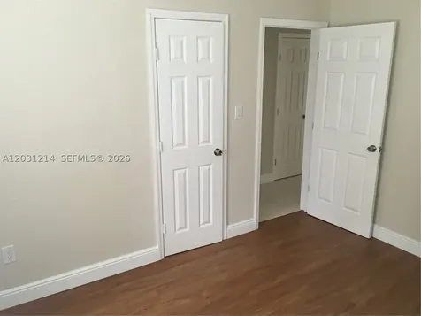 1594 NE 155th Terrace North Miami Beach FL 33162