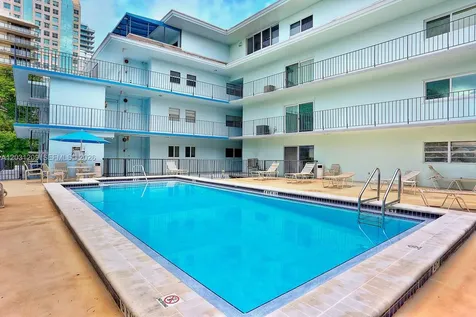 2539 S Bayshore Drive Coconut Grove FL 33133