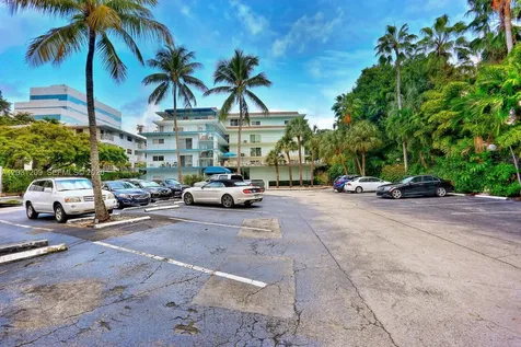 2539 S Bayshore Drive Coconut Grove FL 33133