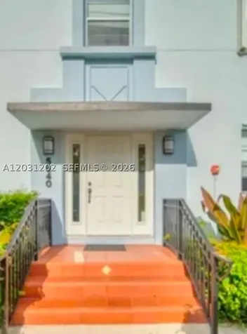 5620 SW 78th Street Miami FL 33143