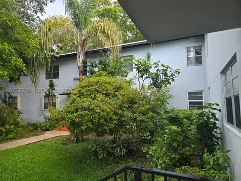 5620 SW 78th Street Miami FL 33143