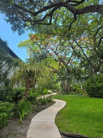 5620 SW 78th Street Miami FL 33143