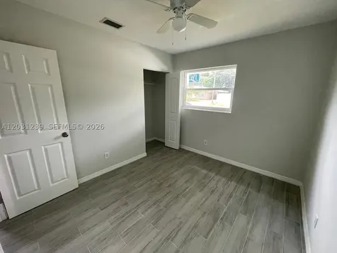 3921 SW 31st Drive West Park FL 33023