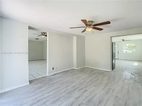 3921 SW 31st Drive West Park FL 33023