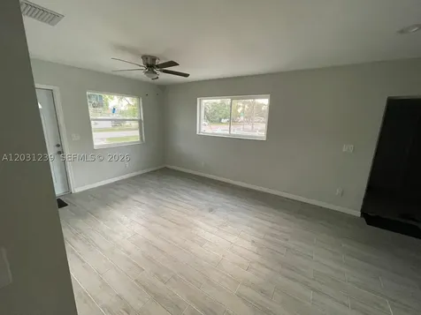 3921 SW 31st Drive West Park FL 33023