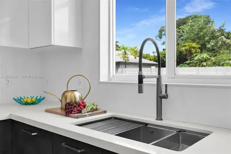 21 Tina Place Key Largo FL 33037