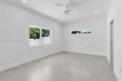 21 Tina Place Key Largo FL 33037