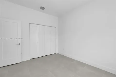 21 Tina Place Key Largo FL 33037