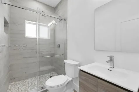 21 Tina Place Key Largo FL 33037