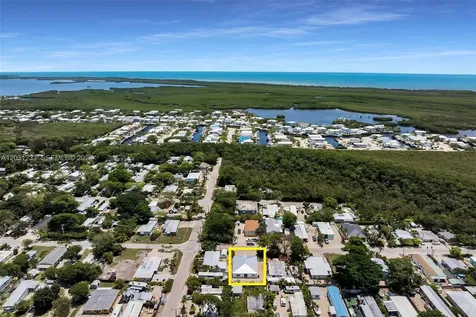 21 Tina Place Key Largo FL 33037