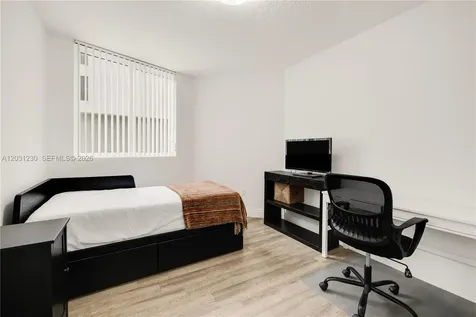 601 NE 23rd Street Miami FL 33137