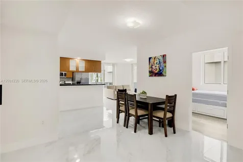 601 NE 23rd Street Miami FL 33137