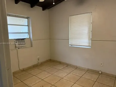 262 SW 9th Street Dania Beach FL 33004