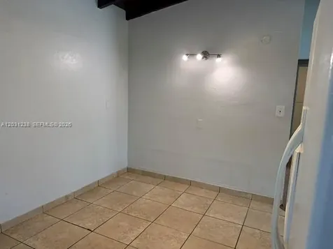 262 SW 9th Street Dania Beach FL 33004