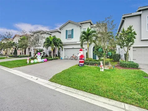 4414 Ficus Street Hollywood FL 33021