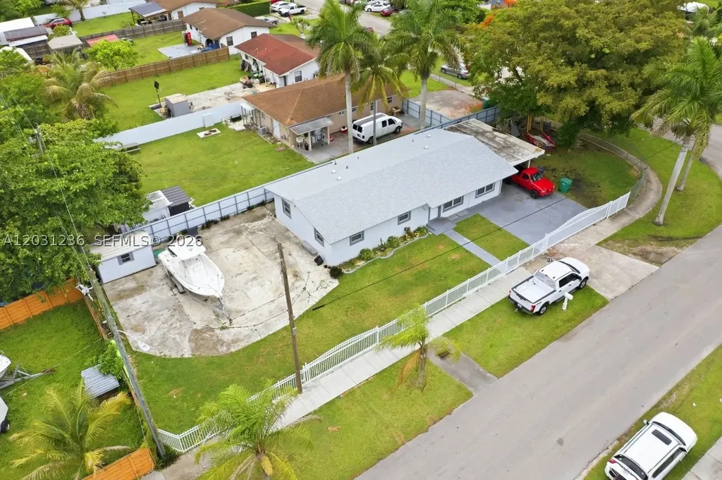 300 SW 8th Avenue Florida City FL 33034