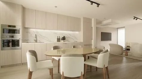 260 Collins Avenue Miami Beach FL 33139
