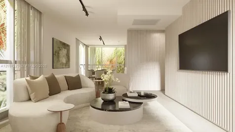 260 Collins Avenue Miami Beach FL 33139