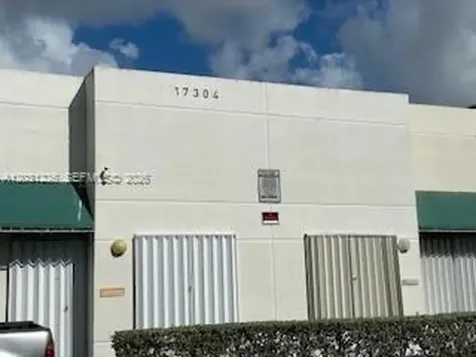 17304 Walker Avenue Miami FL 33157