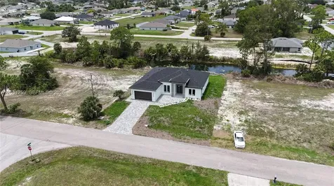 3500 NE 17th Place Cape Coral FL 33909