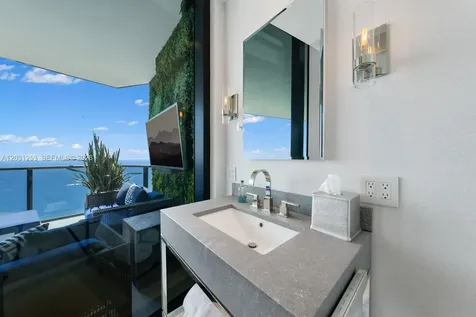 18555 Collins Avenue Sunny Isles Beach FL 33160