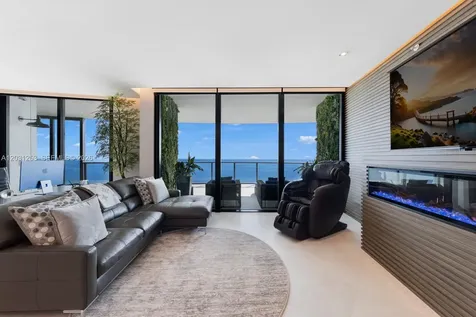 18555 Collins Avenue Sunny Isles Beach FL 33160