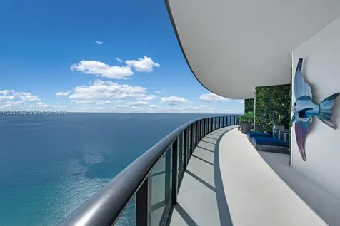 18555 Collins Avenue Sunny Isles Beach FL 33160