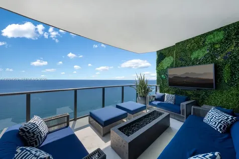 18555 Collins Avenue Sunny Isles Beach FL 33160