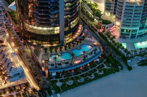 18555 Collins Avenue Sunny Isles Beach FL 33160