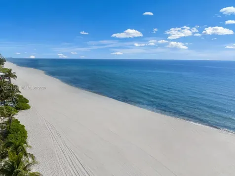 18555 Collins Avenue Sunny Isles Beach FL 33160