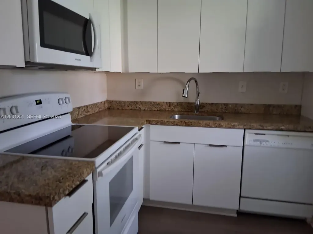 109 Gardens Drive Pompano Beach FL 33069