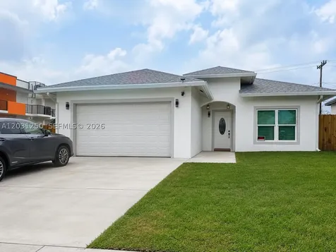 907 21st Street West Palm Beach FL 33407