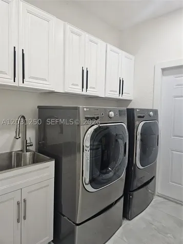 907 21st Street West Palm Beach FL 33407
