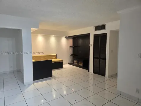 16909 N Bay Road Sunny Isles Beach FL 33160