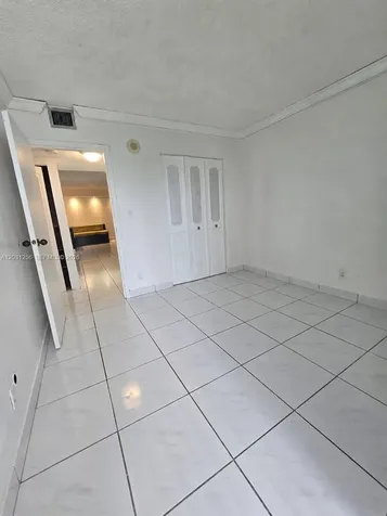 16909 N Bay Road Sunny Isles Beach FL 33160
