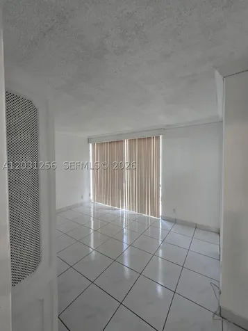 16909 N Bay Road Sunny Isles Beach FL 33160