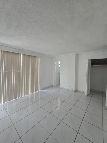 16909 N Bay Road Sunny Isles Beach FL 33160