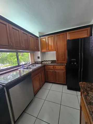 16909 N Bay Road Sunny Isles Beach FL 33160