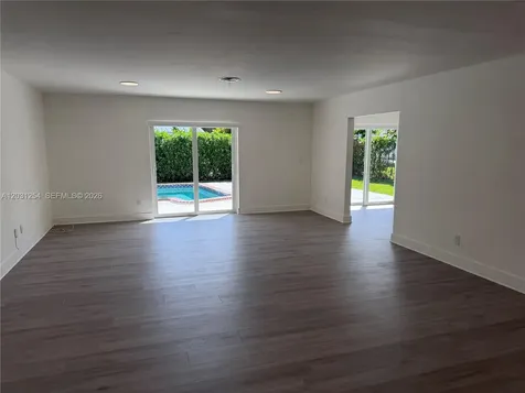 9020 SW 56th Terrace Miami FL 33173