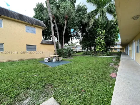 5192 NE 6th Avenue Oakland Park FL 33334