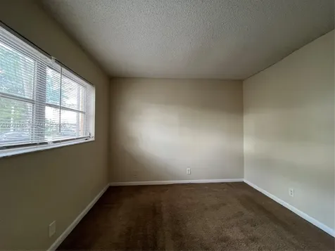 5192 NE 6th Avenue Oakland Park FL 33334