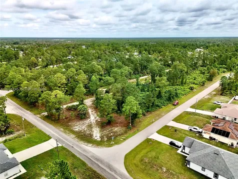 721 Pinecastle Drive Lehigh Acres FL 33974