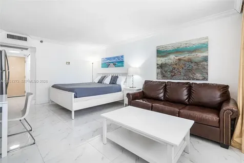 19201 Collins Avenue Sunny Isles Beach FL 33160