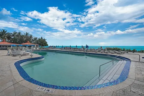 19201 Collins Avenue Sunny Isles Beach FL 33160