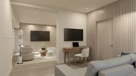 250 Collins Avenue Miami Beach FL 33139