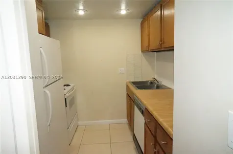 3650 Inverrary Drive Lauderhill FL 33319