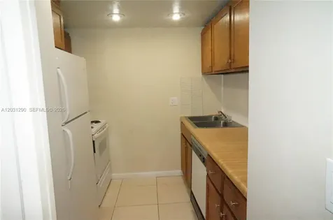 3650 Inverrary Drive Lauderhill FL 33319