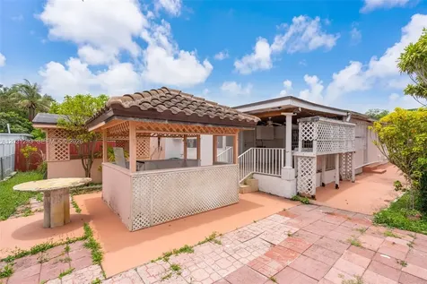 615 SW 62nd Court Miami FL 33144